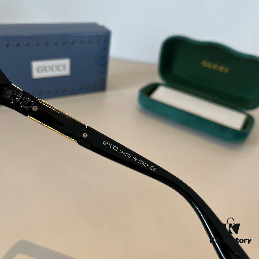 Gucci New Heavyweight Women's Sunglasses, Large Frame, 3D Fit, Flattering Face Shape, Retro and Stylish