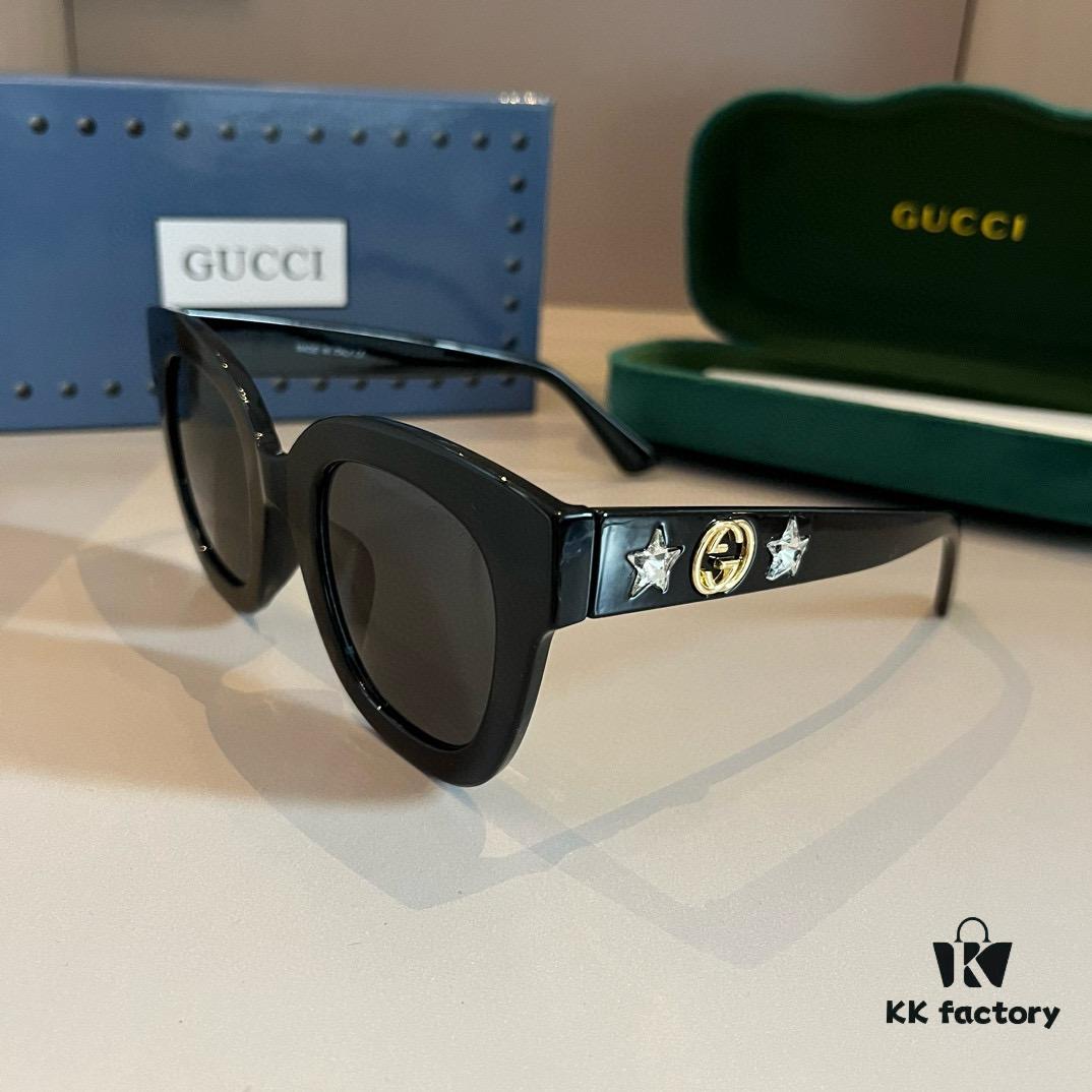 Gucci New Heavyweight Unisex Sunglasses, Large Frame 3D Design for Face Contouring, Retro and Elegant