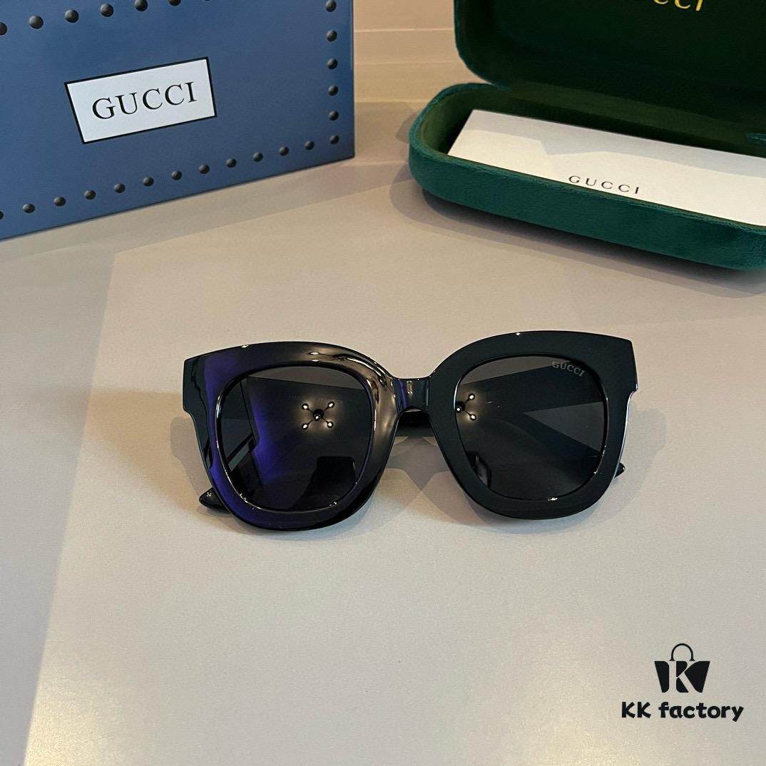 Gucci New Heavyweight Unisex Sunglasses, Large Frame 3D Design for Face Contouring, Retro and Elegant