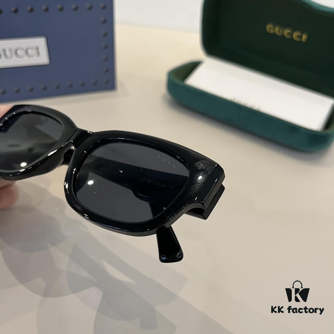 Gucci New Heavyweight Women's Sunglasses with Large Frame and 3D Design for Flattering Facial Contour