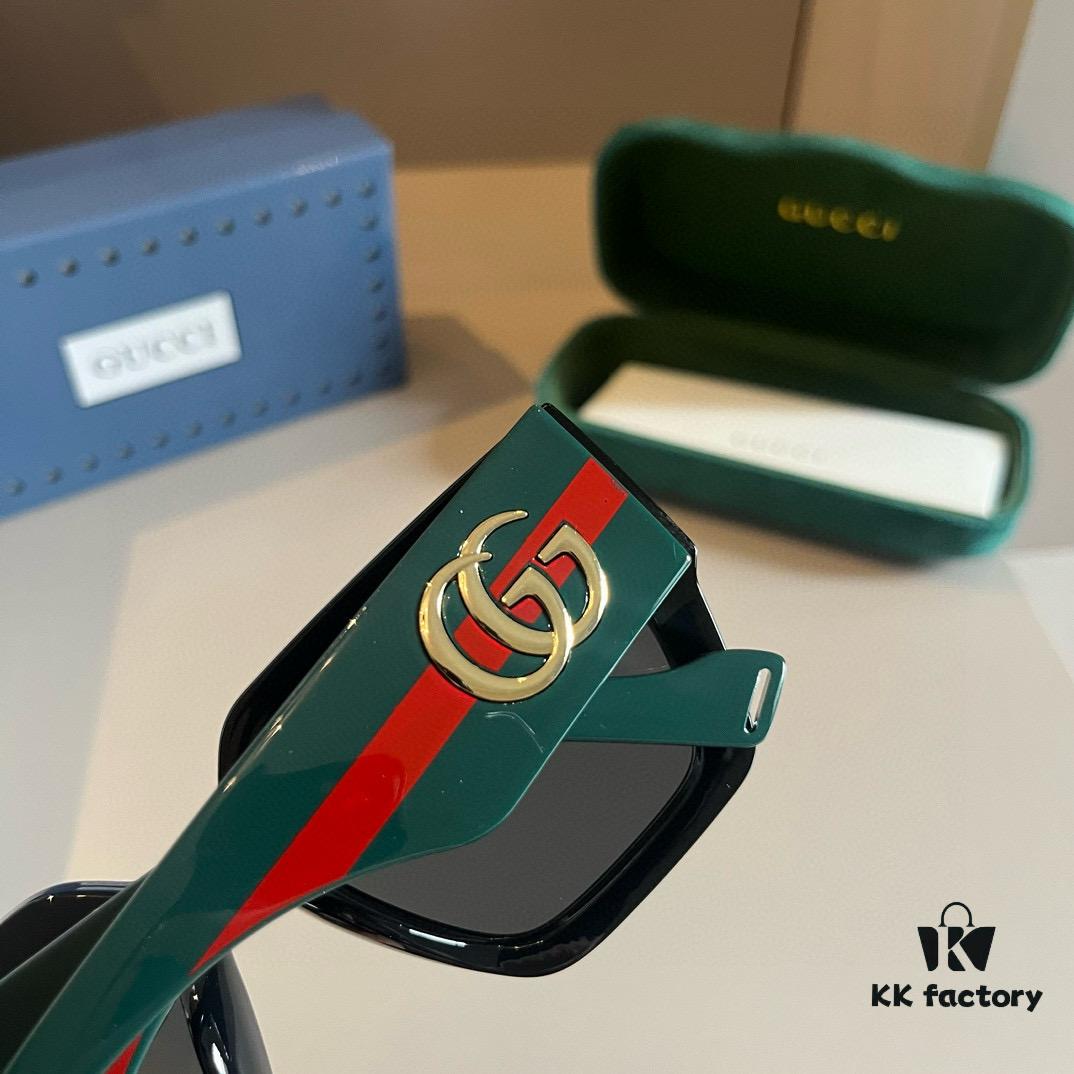 Gucci Classic GG Sunglasses 🕶️ Eyewear