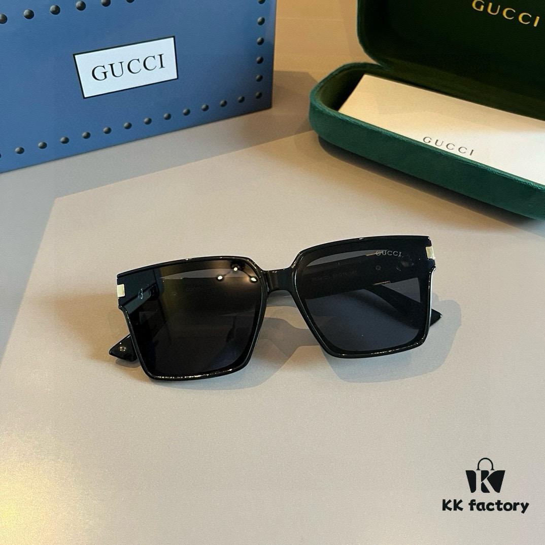 Gucci Women's Oversized 3D Frame Sunglasses, Heavyweight New Arrival, Retro and Stylish