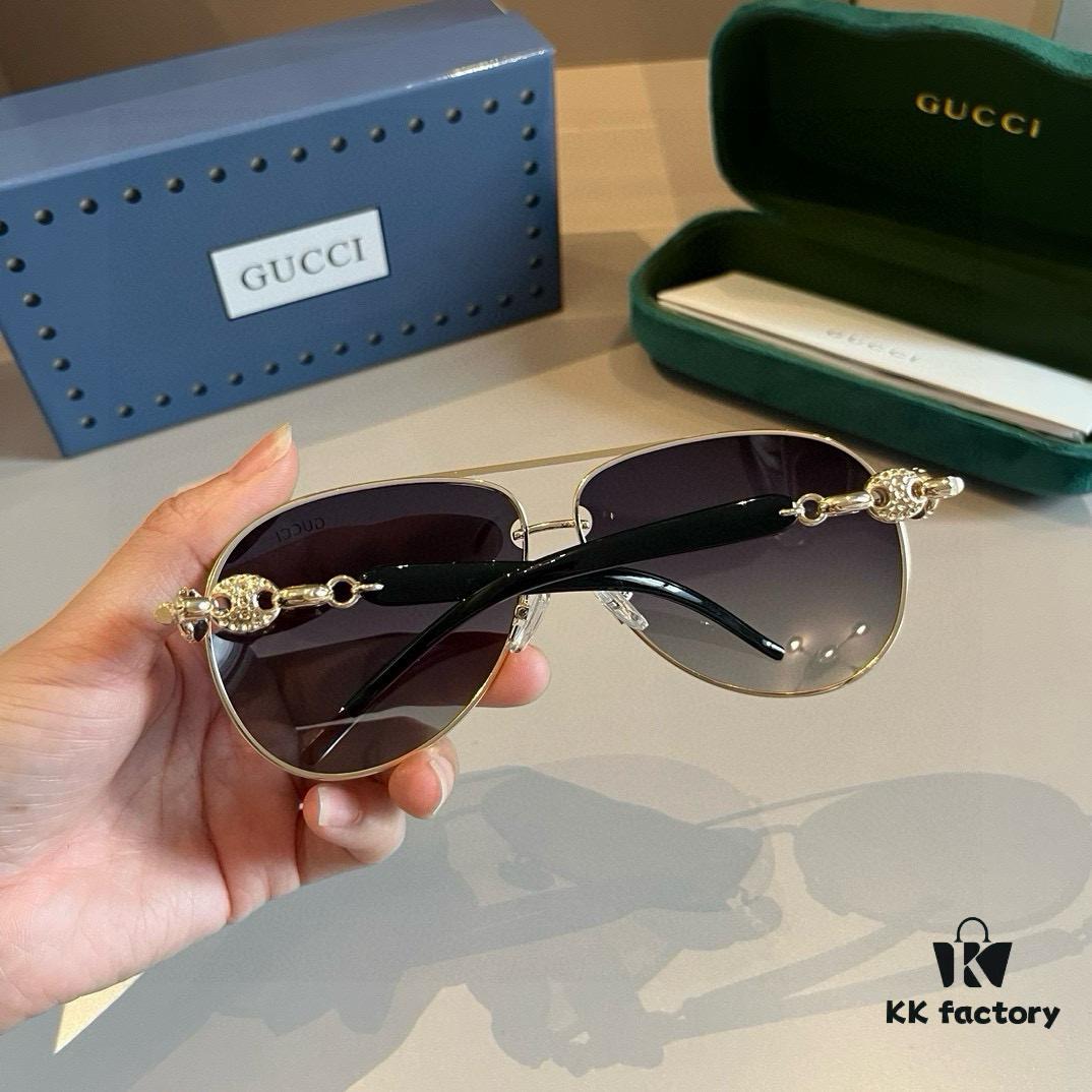 Gucci Heavyweight New Arrival Women's Sunglasses, Large Frame 3D Design for Face Contour Enhancement, Retro and Elegant