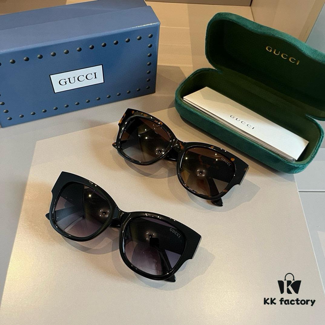 Gucci Heavyweight New Arrival Women's Sunglasses, Large Frame 3D Design to Complement Facial Features, Retro and Elegant