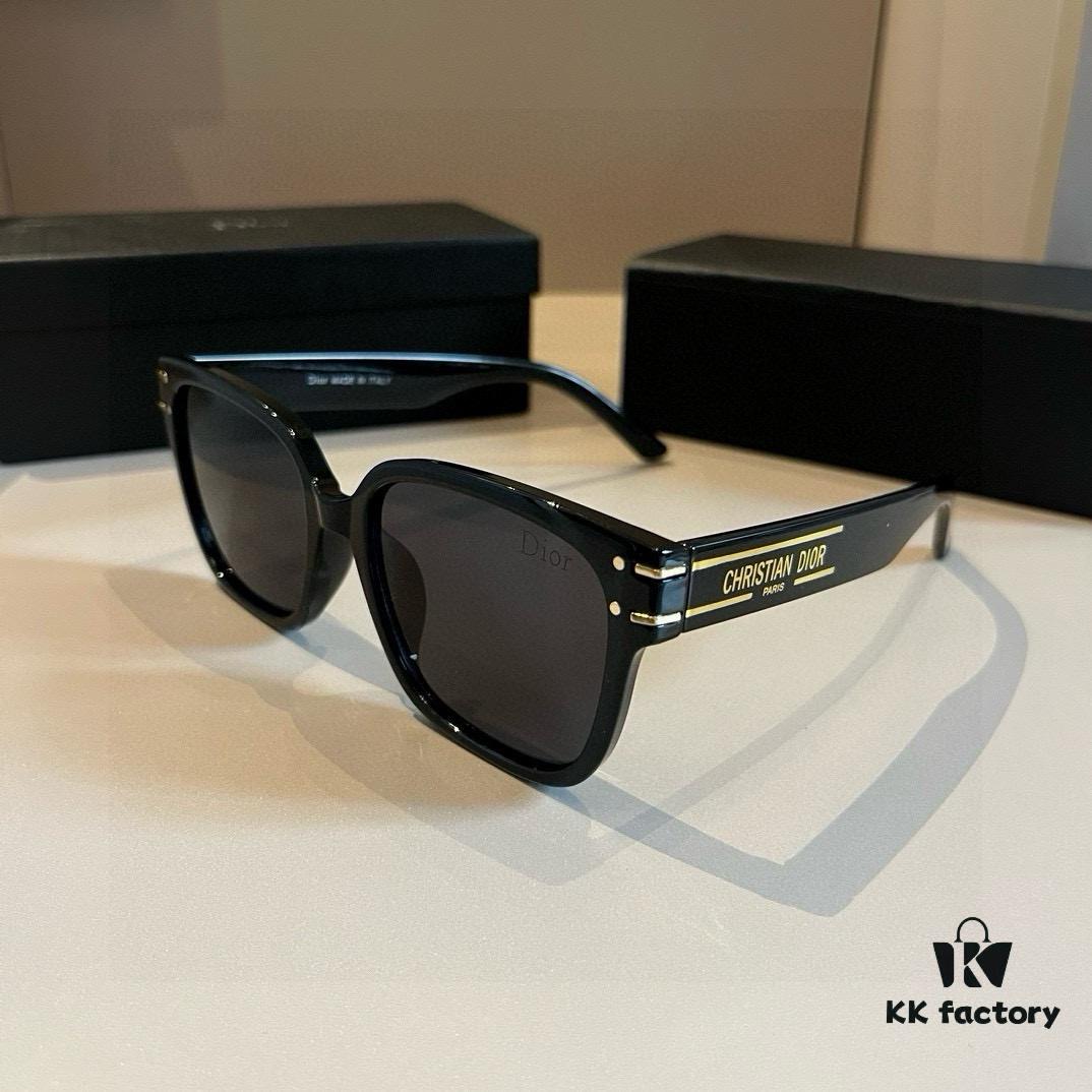 Dior Unisex Sunglasses, Highly Dimensional Design, High-Definition Lenses, Stylish and Premium Quality, Versatile, Minimalist