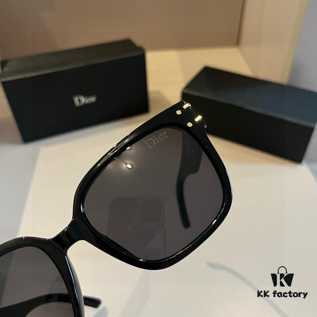 Dior Unisex Sunglasses, Highly Dimensional Design, High-Definition Lenses, Stylish and Premium Quality, Versatile, Minimalist