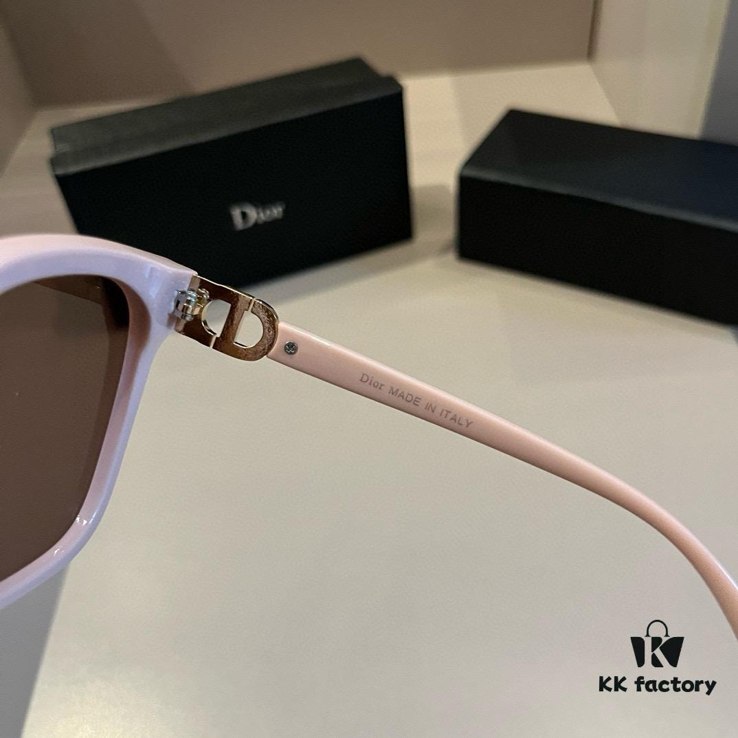 Dior Sunglasses, Lightweight and Comfortable, Oversized Face-Framing Design