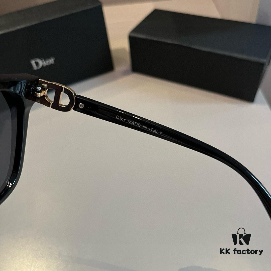 Dior Sunglasses, Lightweight and Comfortable, Oversized Face-Flattering Small Frame Sunglasses