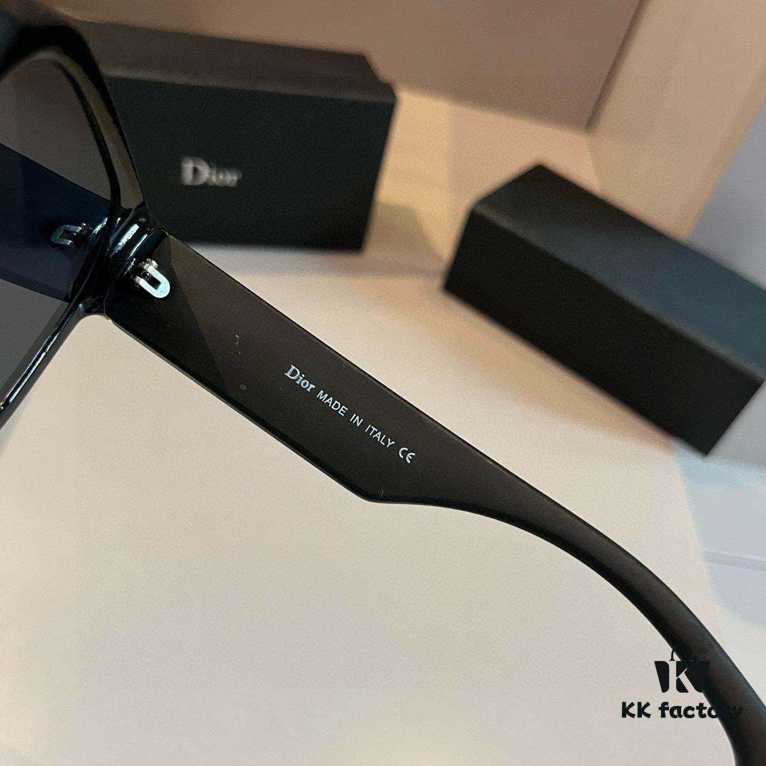 Dior DIOR So Sweet and Cool √ Instant Icon! Perfect for Vacation!