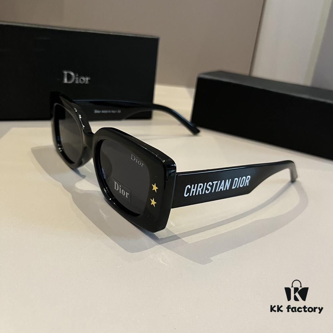 Sunglasses Alert! DIOR Dior Pacific S1U in Stylish Rectangular Frame with Blue-White Color Blocking and Star Motif