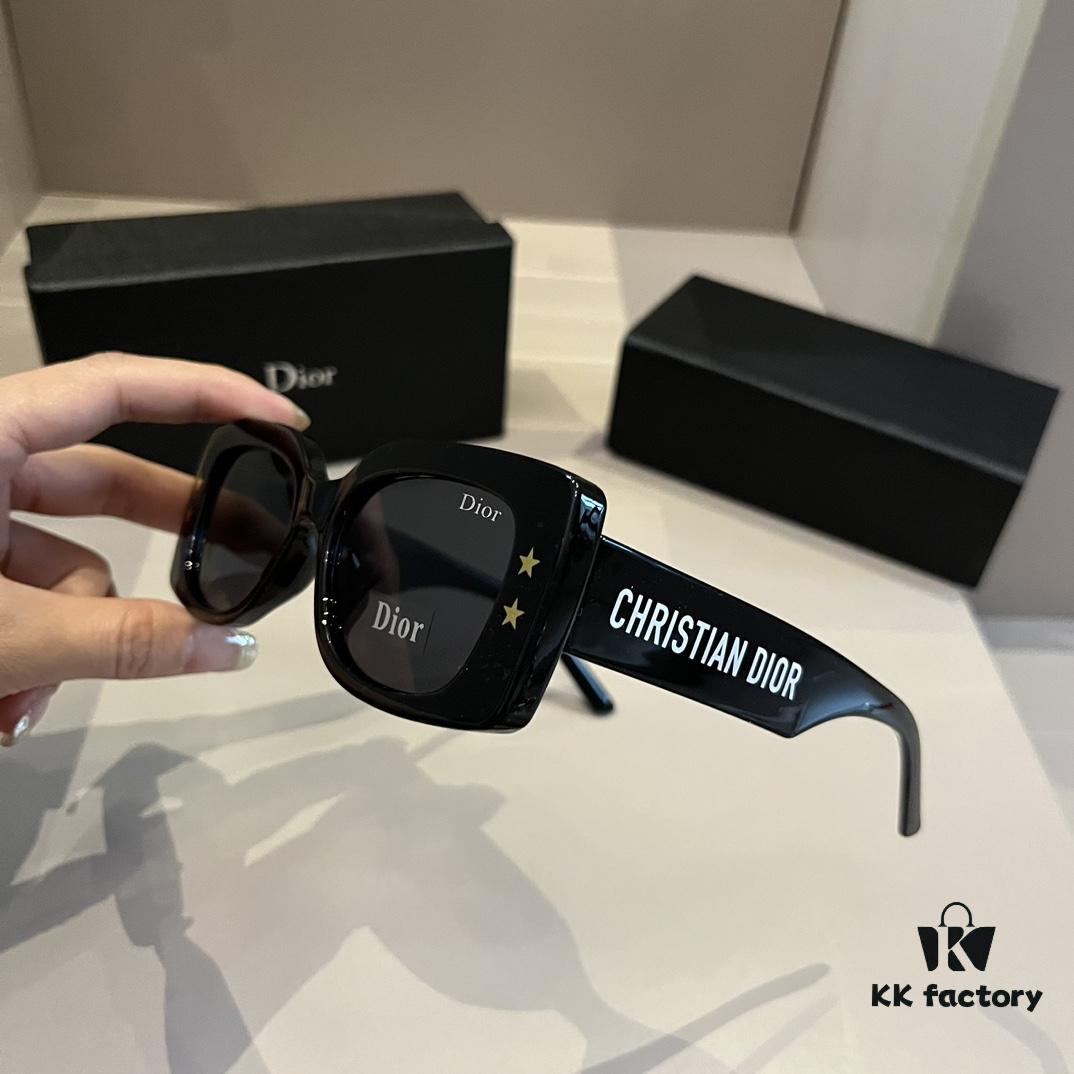 Sunglasses Alert! DIOR Dior Pacific S1U in Stylish Rectangular Frame with Blue-White Color Blocking and Star Motif