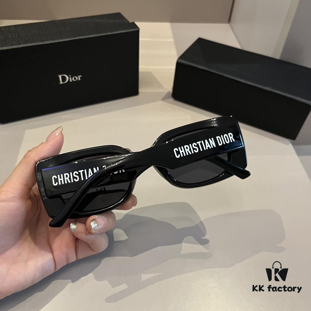 Sunglasses Alert! DIOR Dior Pacific S1U in Stylish Rectangular Frame with Blue-White Color Blocking and Star Motif