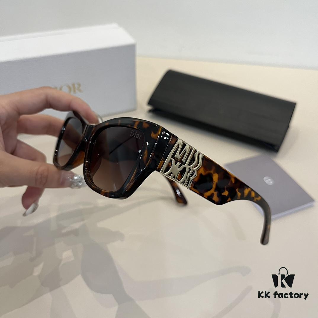 Dior Women's Sunglasses, Highly Dimensional Design, High-Definition Lenses, Novel Style, Premium Quality, Versatile and Minimalist