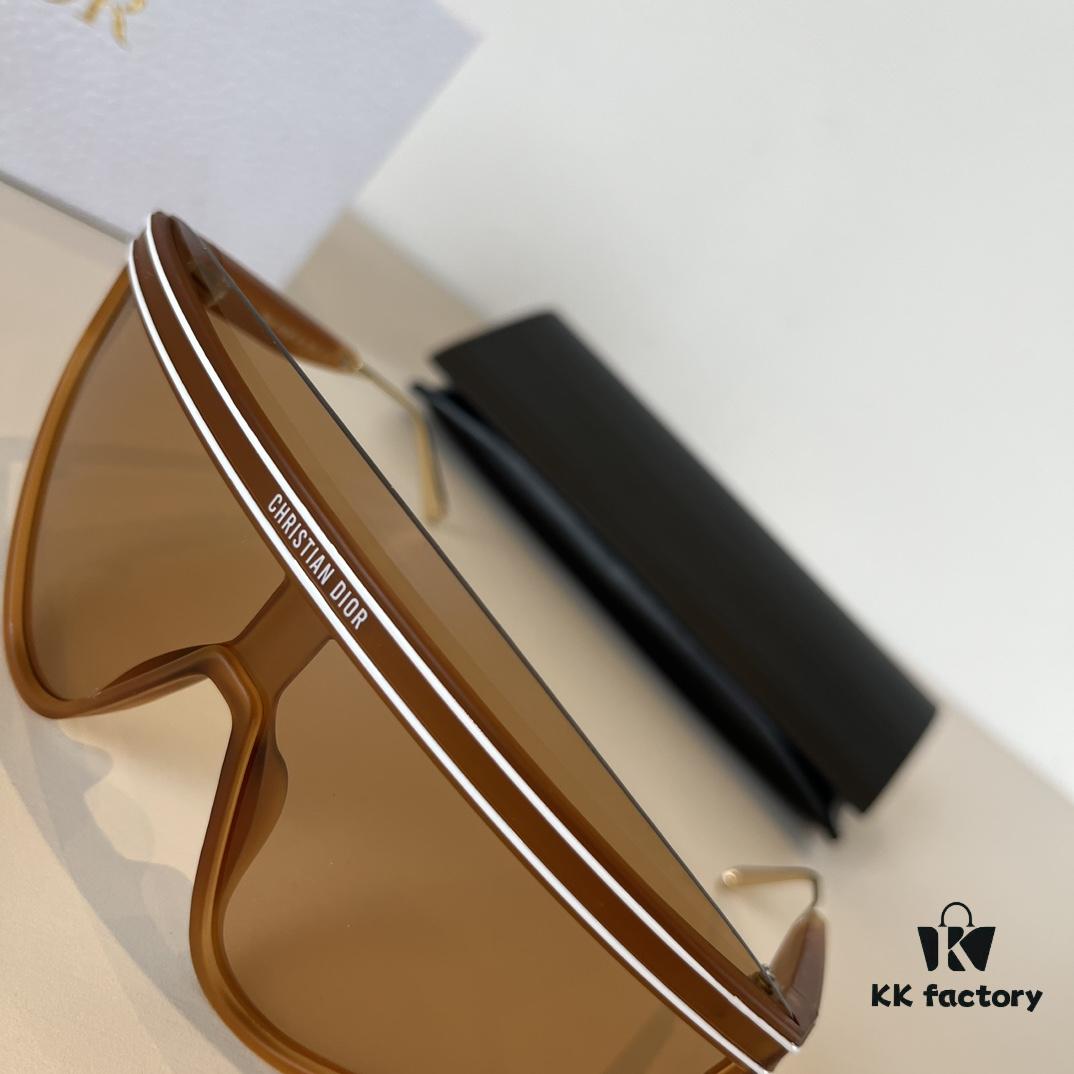 DIOR DiorClub M2U Sunglasses, Same Style Worn by Liu Yuxin and Yang Caiyu