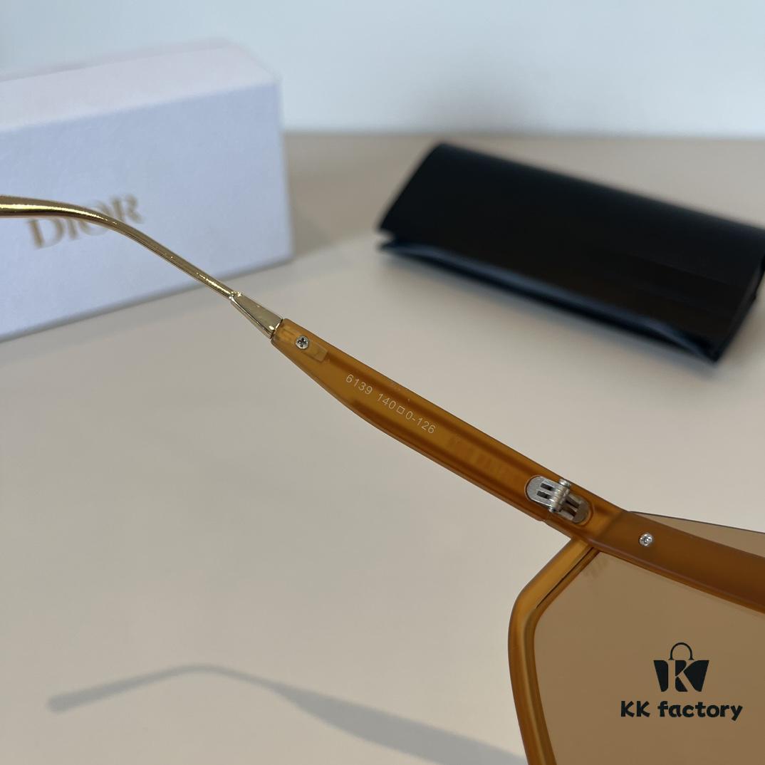 DIOR DiorClub M2U Sunglasses, Same Style Worn by Liu Yuxin and Yang Caiyu