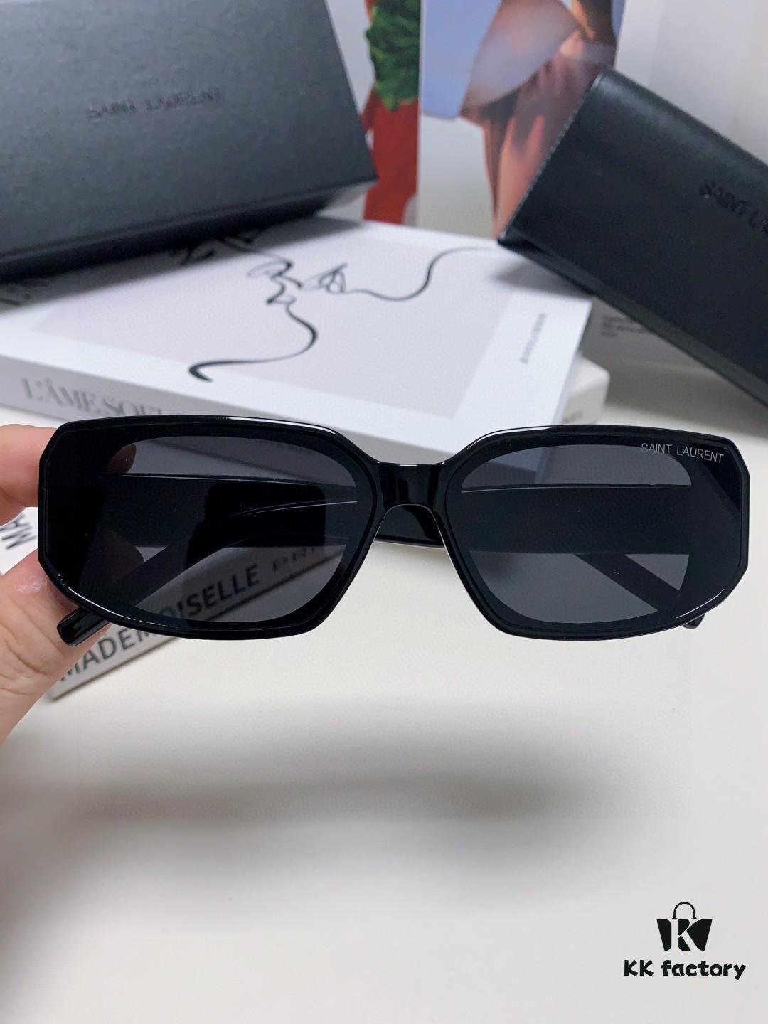 YSL / Saint Laurent Women's Cat-Eye Fashion Sports Blue Light Blocking Sunglasses