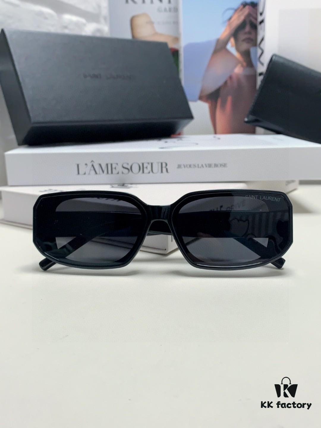 YSL / Saint Laurent Women's Cat-Eye Fashion Sports Blue Light Blocking Sunglasses