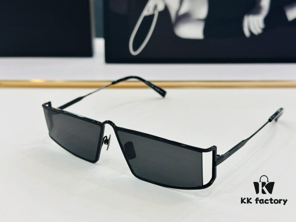 Trendy Bestseller Saint Laurent 💫SL606 💫 Size: 65□15-145 Premium Acetate Frame Design, Favored by Influencers, Exudes Full Charm and High-end Y-Style, Quality Sunglasses