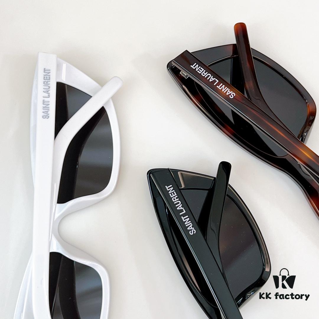 125 Saint Laurent MOD: SL277 Size: 52 □ 18-145