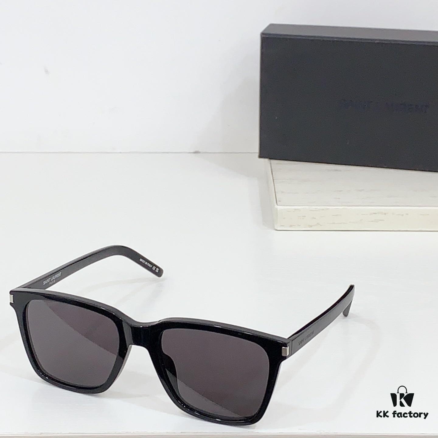 130 SAINT LAURENT - SL 717