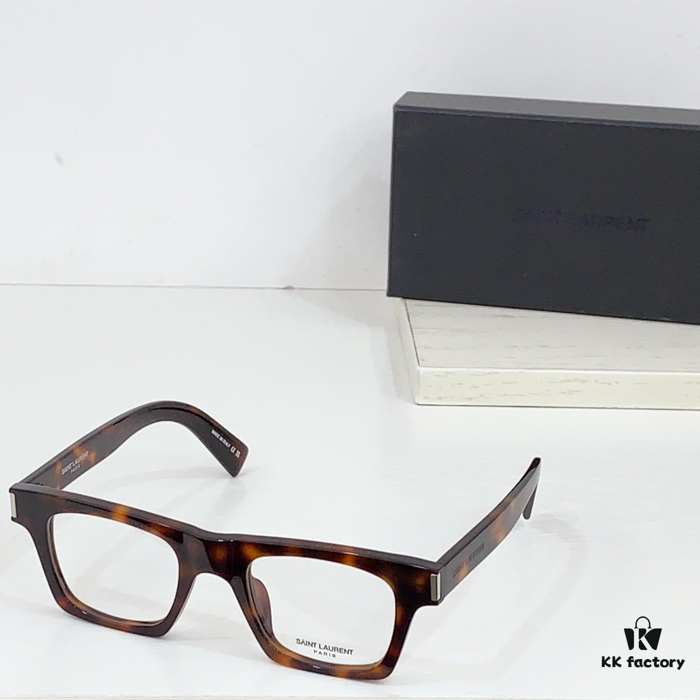 130 Saint Laurent SL 719 Unisex Sunglasses with Iconic Frame Design and Integrated Logo Detail