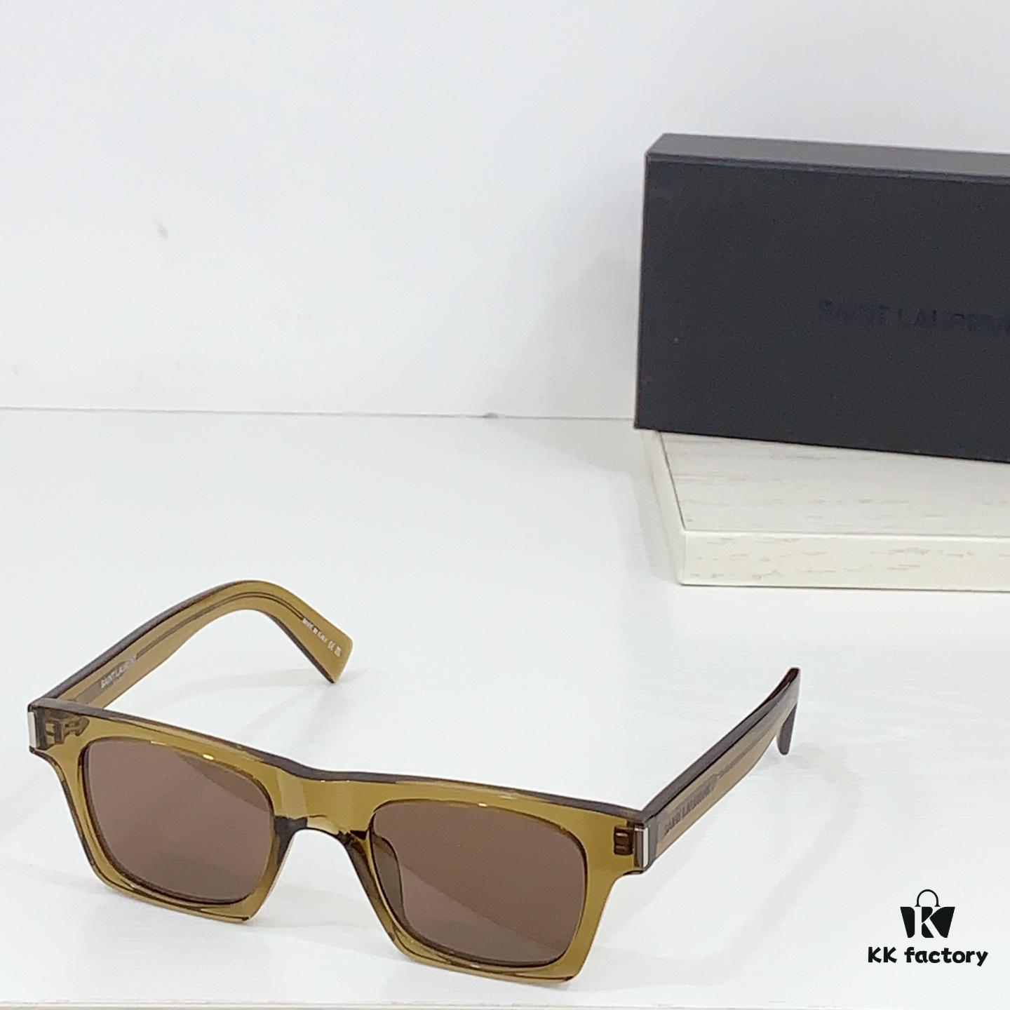 130 Saint Laurent SL 719 Unisex Sunglasses with Iconic Frame Design and Integrated Logo Detail
