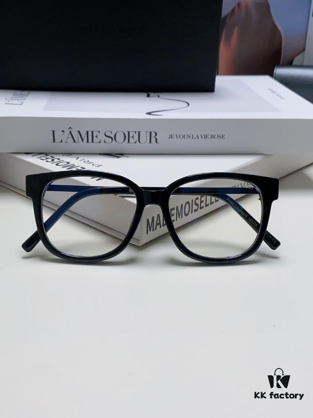 SAINT LAURENT SL M480 Capsule Collection Eyewear with Interlocking YSL Logo – Minimalist and Elegant Design