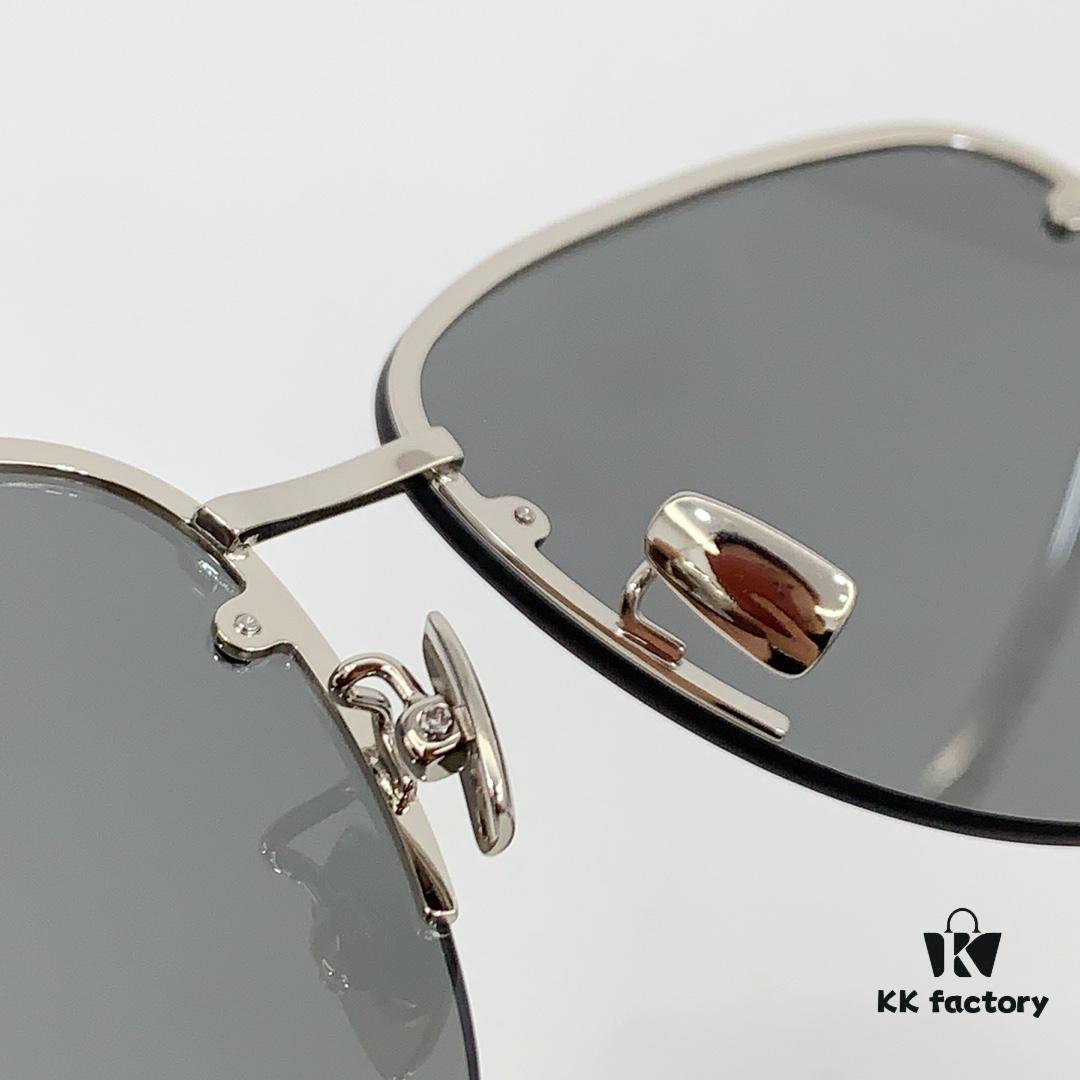110 SAINT LAURENT Pilot Style Lightweight Metal Interlocking Letters High Quality Sunglasses Model SL328K/M Size 66-14-145