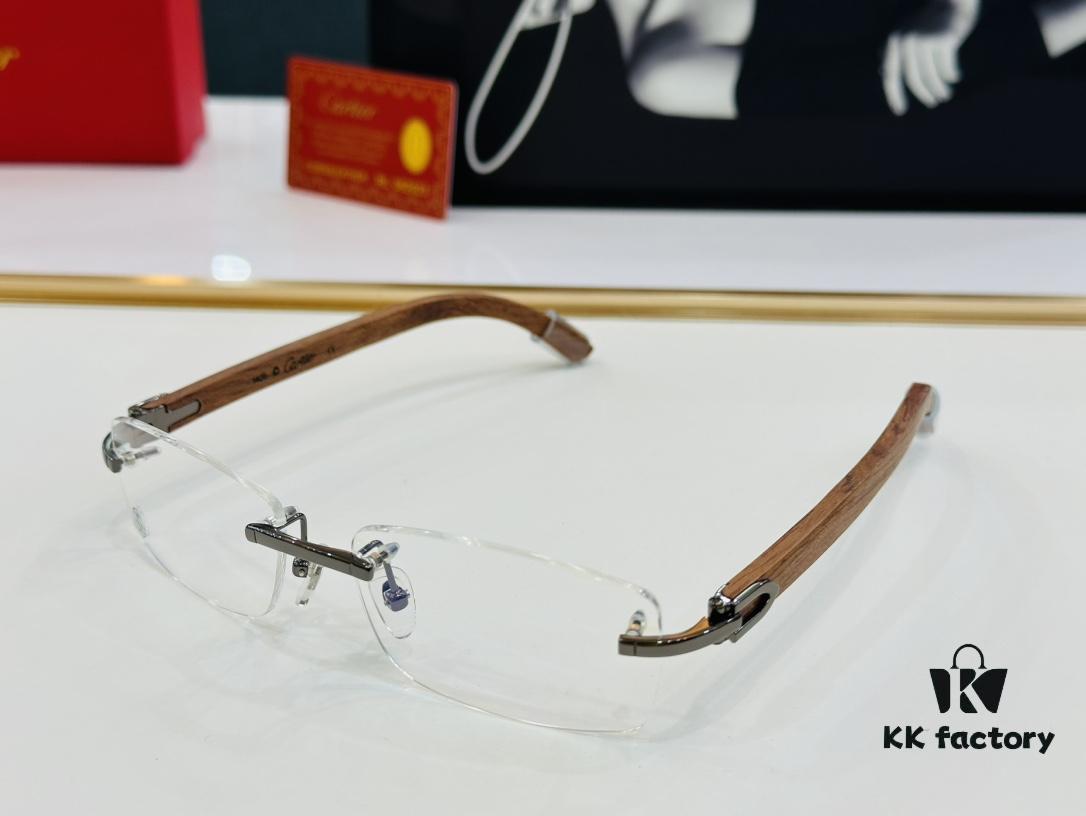 Cartier CT352401 Unisex Sunglasses, Size 54 □ 18-140, Suitable for All Face Shapes, Comfortable Fit, Compatible with Prescription Lenses, Wooden Temples