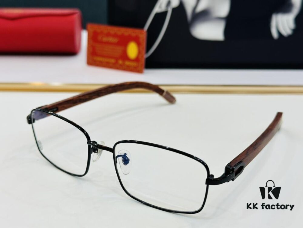 Cartier CT313617 Size 56-17-140 Men's Sunglasses, Universal Frame Shape for All Face Types, Comfortable Fit, Can Be Fitted with Prescription Lenses, Wooden Temples