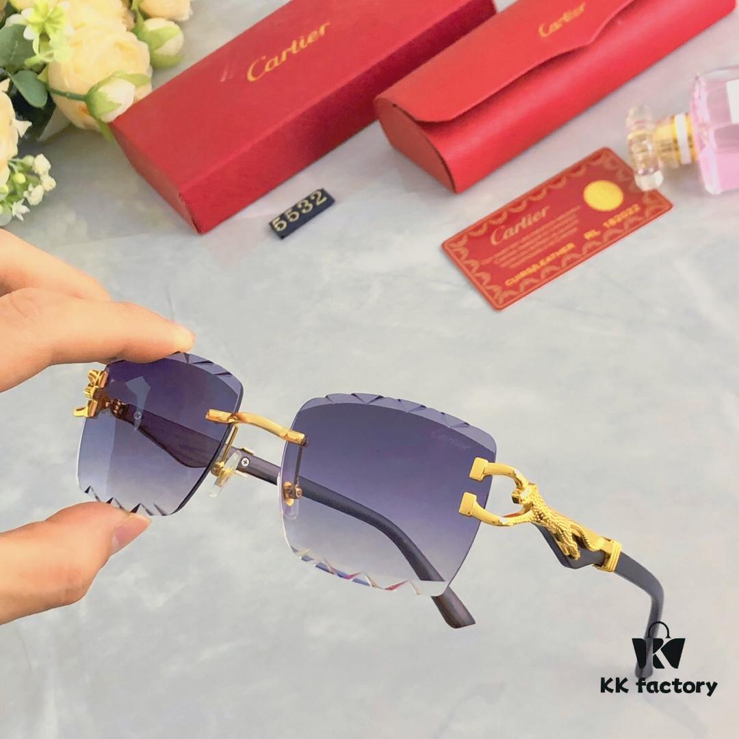 Cartier New Frameless Cut-edge Panther Head Sunglasses for Men, Retro Stylish Leopard Design Double-bridge Square Sunglasses for Women