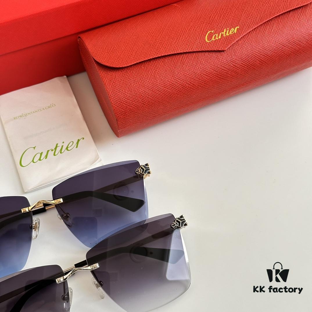 Classic Painted Leopard Head Cartier Gold-Plated CT0397S Sunglasses