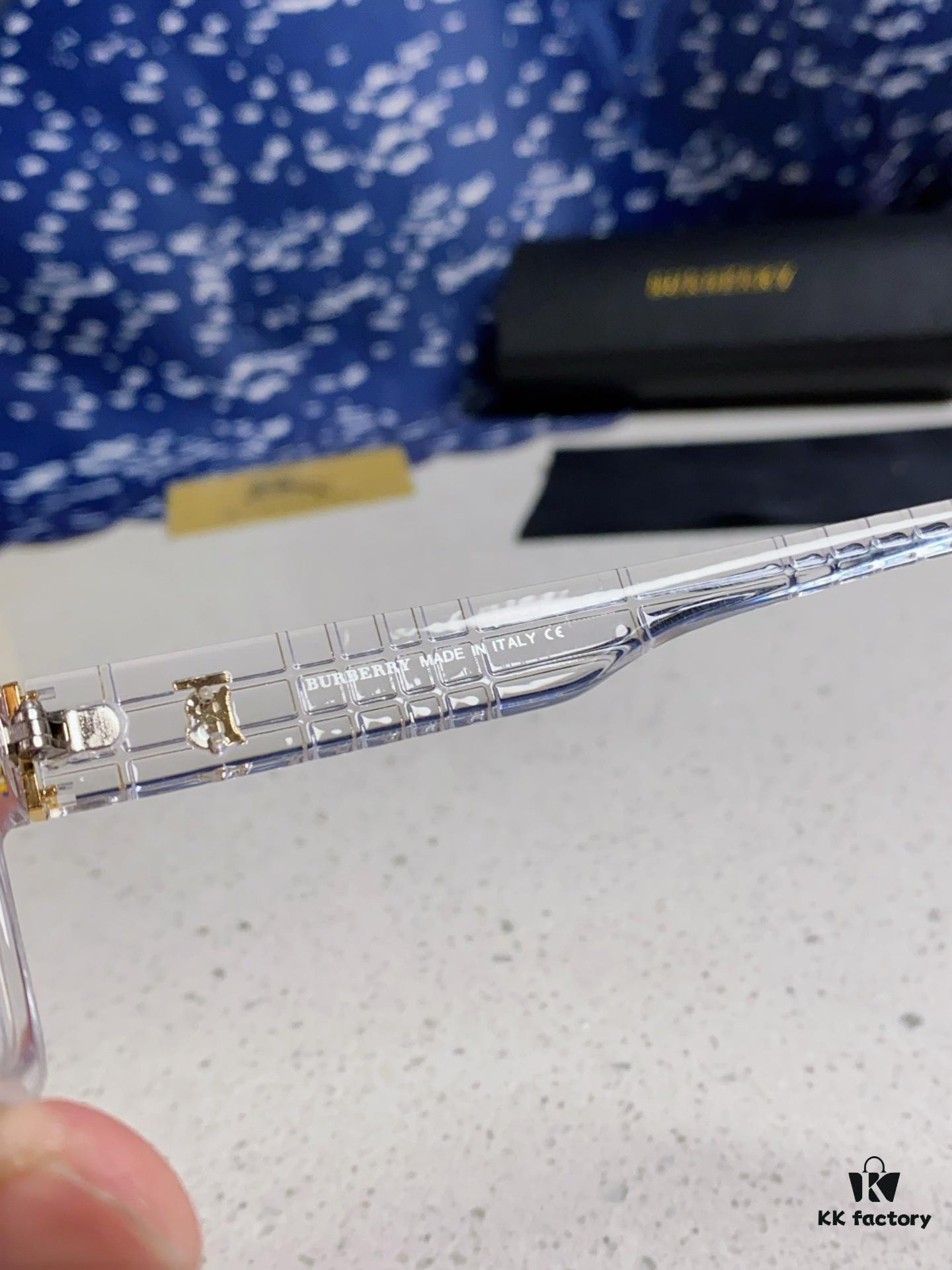 Burberry 2025 New Arrival High-Beauty Eyeglass Frame for Women, Large-Rimmed Prescription-Compatible Glasses, Blue-Light Blocking, Non-Prescription Optical Frames, Slimming Everyday Wear