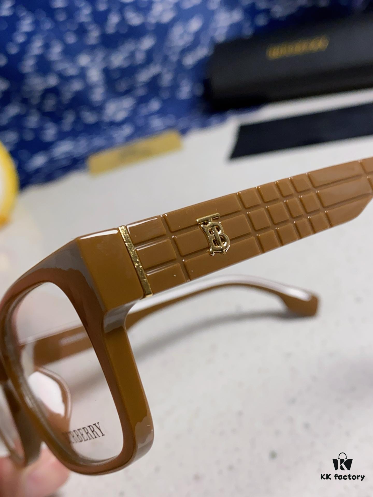 Burberry 2025 New Arrival High-Aesthetic Eyeglass Frame for Women, Large Frame Prescription-Compatible Clear Lens Glasses, Blue Light Blocking, Non-Powered Frame, Slimming Effect, Everyday Wear