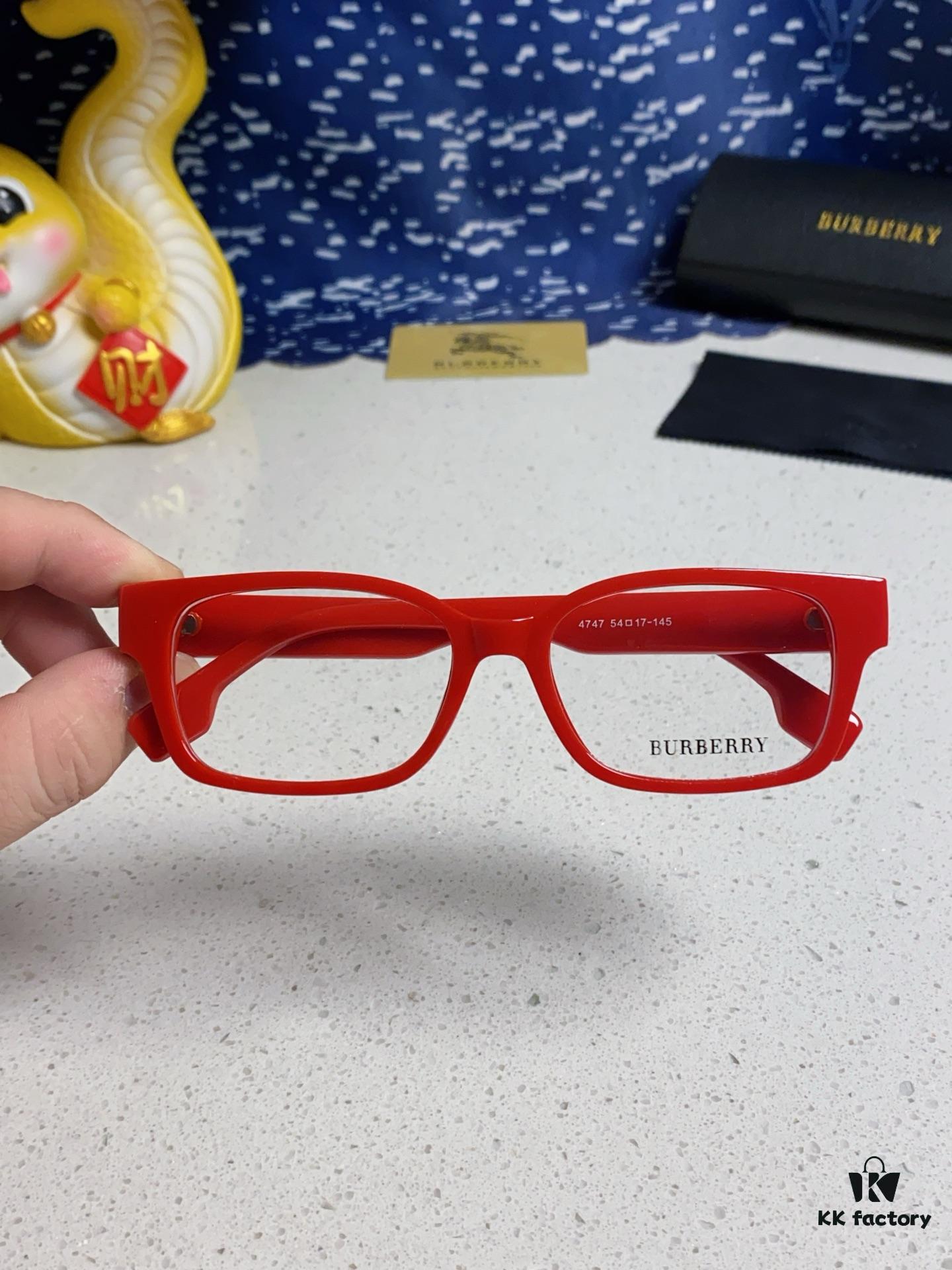 Burberry 2025 New Arrival High-Beauty Eyeglass Frame for Women, Large Frame Prescription-Compatible Glasses, Blue Light Blocking, Non-Powered Lens, Slimming Effect