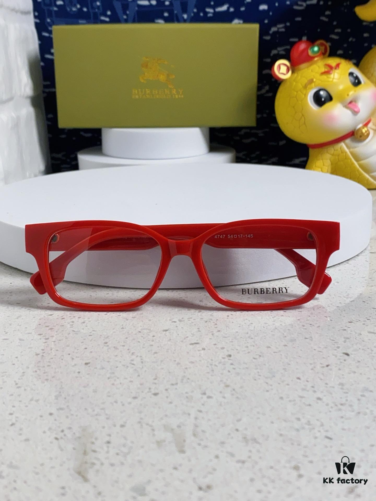 Burberry 2025 New Arrival High-Beauty Eyeglass Frame for Women, Large Frame Prescription-Compatible Glasses, Blue Light Blocking, Non-Powered Lens, Slimming Effect