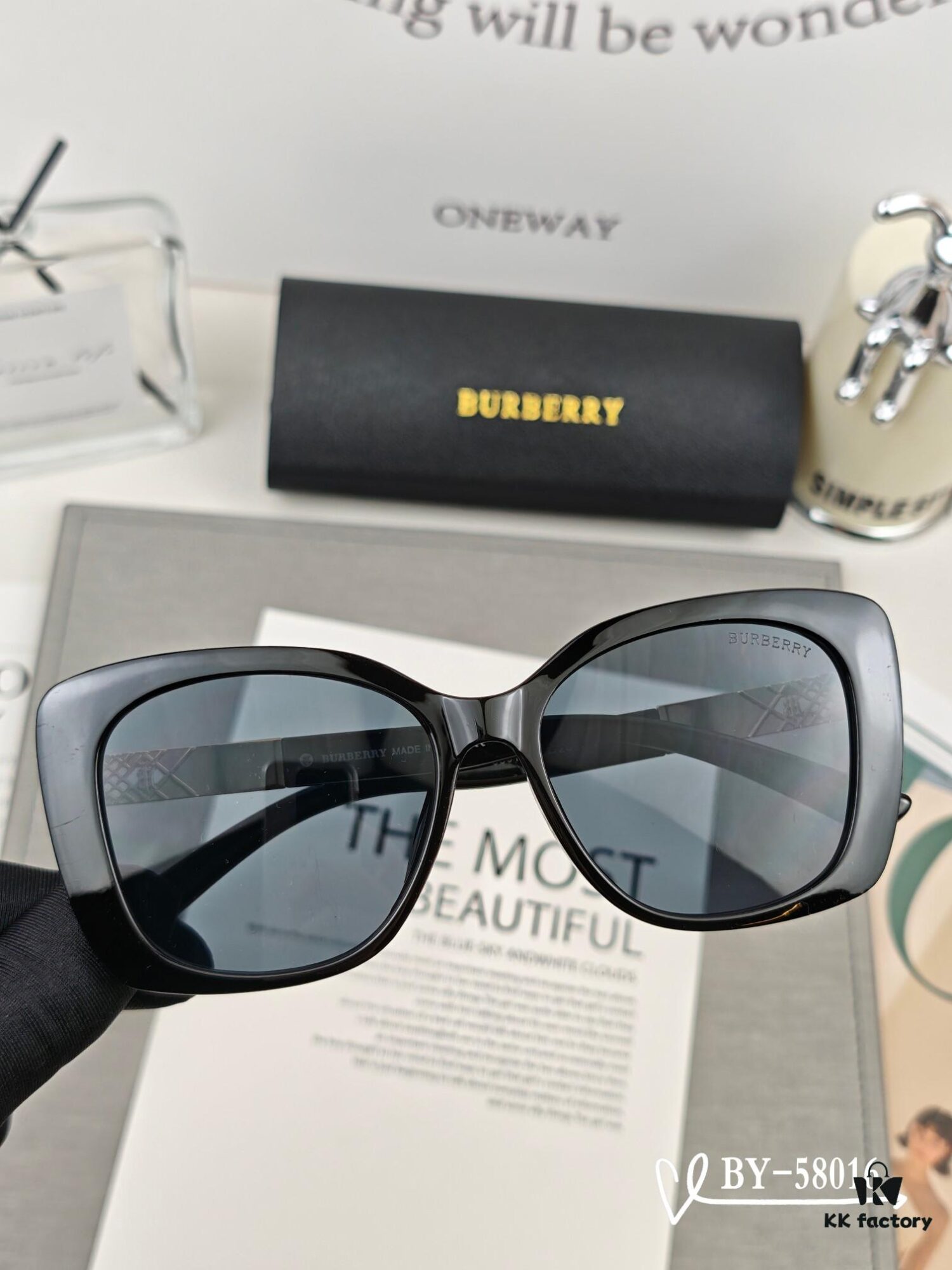 Burberry - Polaroid Resin Polarized Sunglasses with TR Frame, Lightweight and Comfortable, Size 61-15-150, Fashionable Star-Style Sunglasses for Travel and Daily Wear