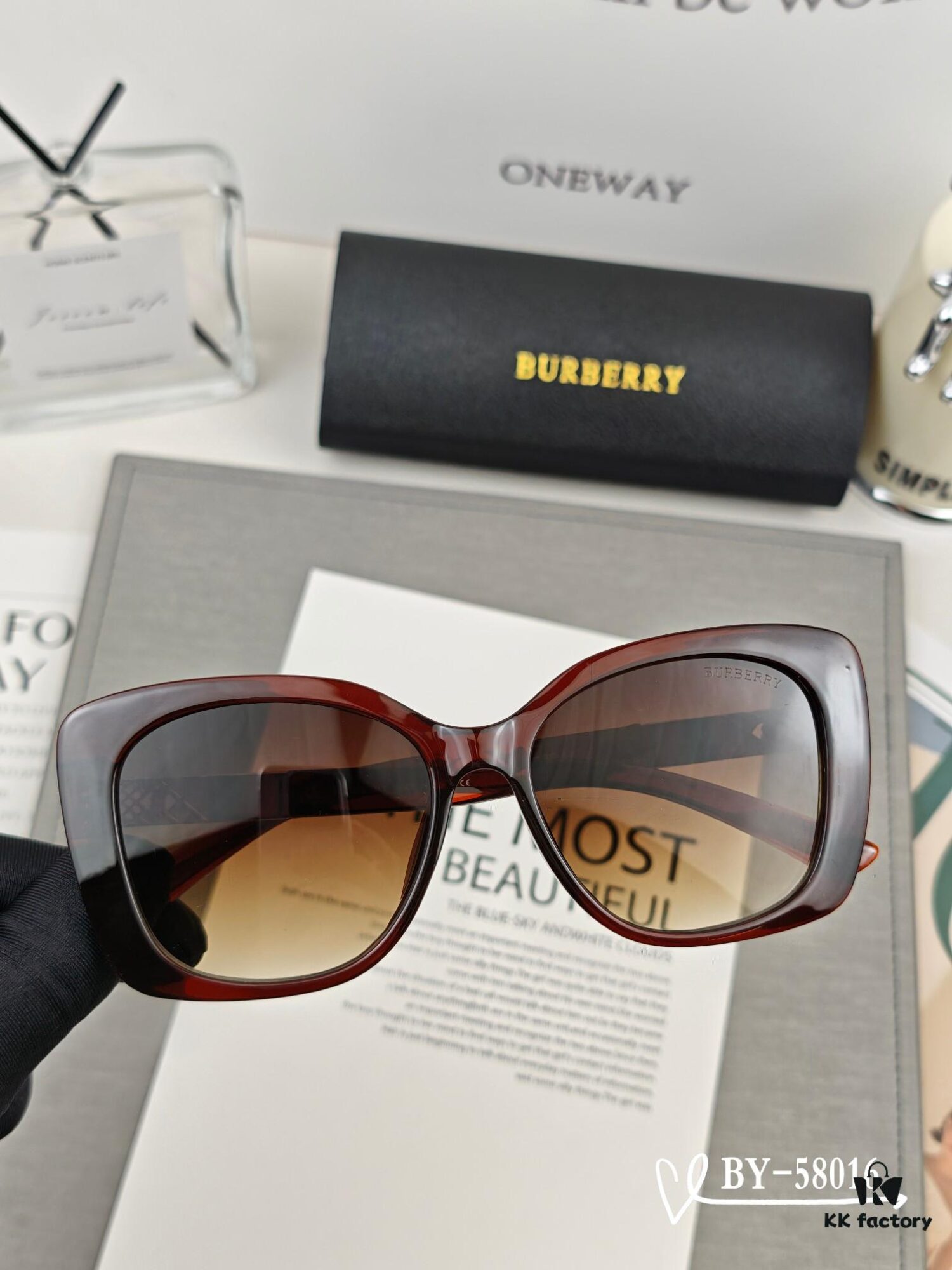 Burberry - Polaroid Resin Polarized Sunglasses with TR Frame, Lightweight and Comfortable, Size 61-15-150, Fashionable Star-Style Sunglasses for Travel and Daily Wear