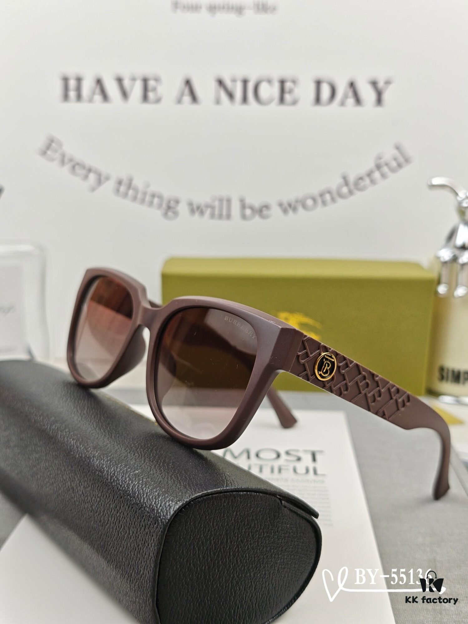 Burberry - New Arrival Polarized Sunglasses with Lightweight TR Frame, Celebrity Style 55136