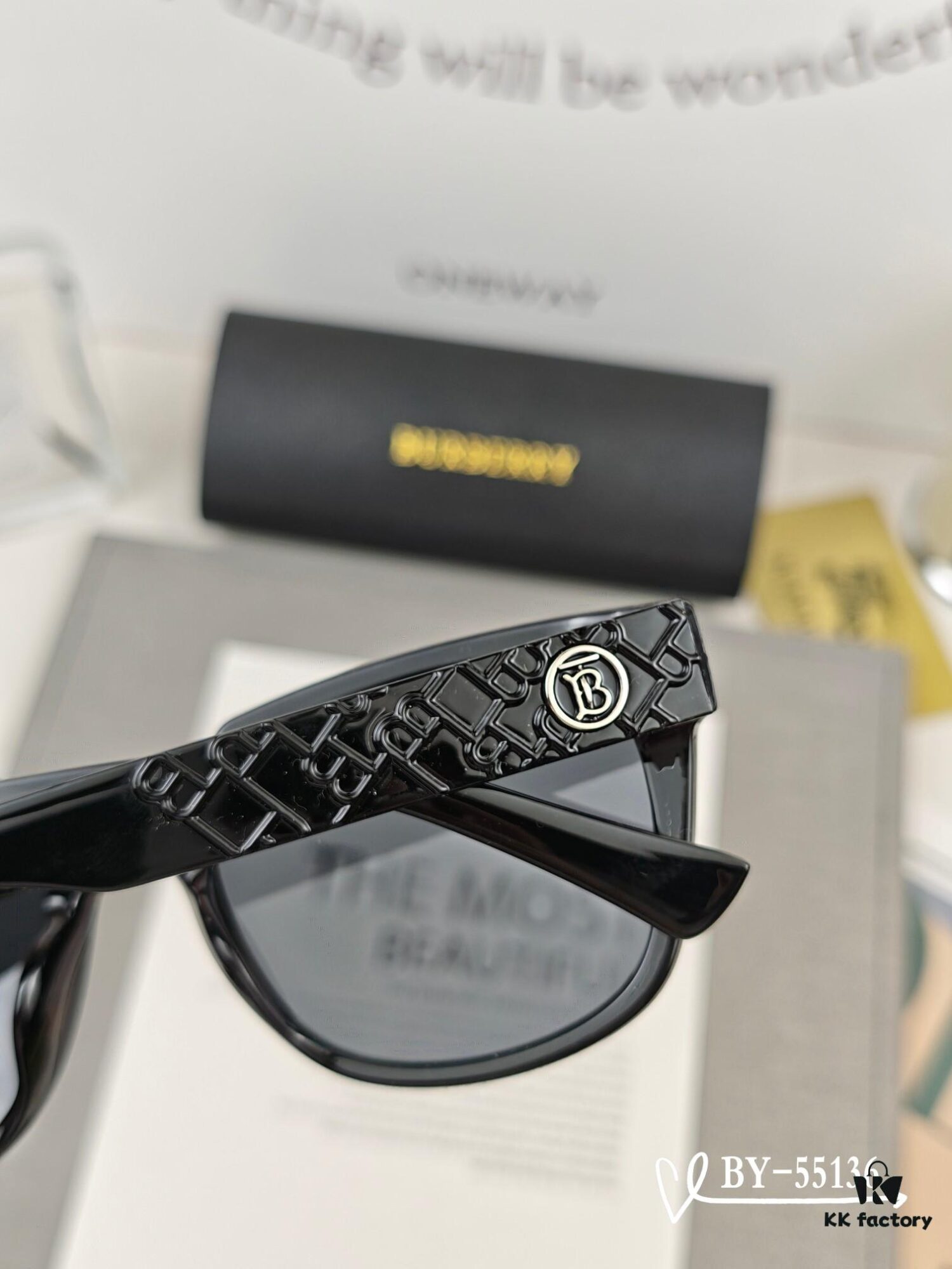 Burberry - New Arrival Polarized Sunglasses with Lightweight TR Frame, Celebrity Style 55136