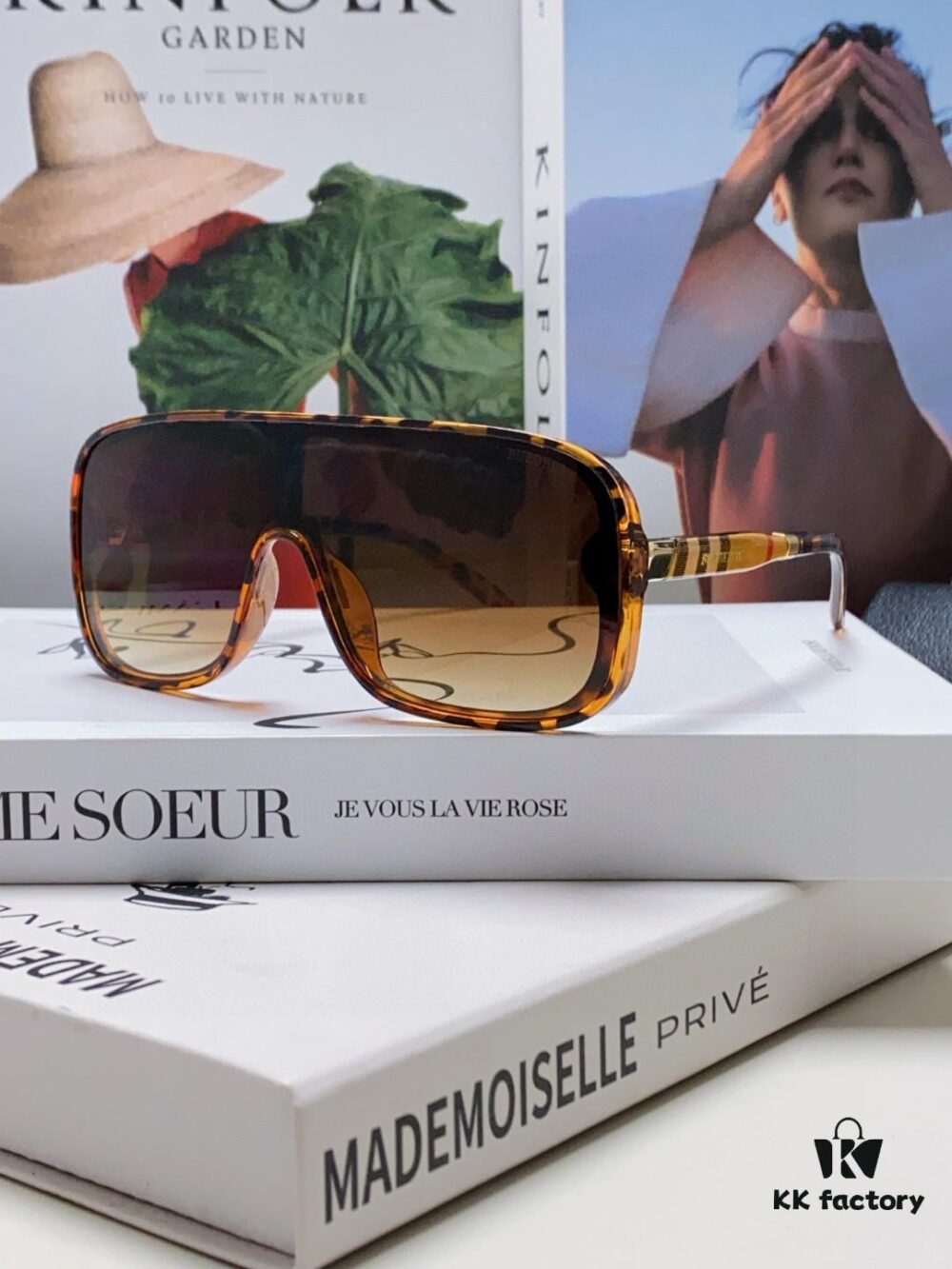 Burberry 2025 Outdoor Cycling Glasses Unisex Oversized Myopia Sunglasses for Skiing Windproof Mountaineering Running Bicycle Sports Goggles