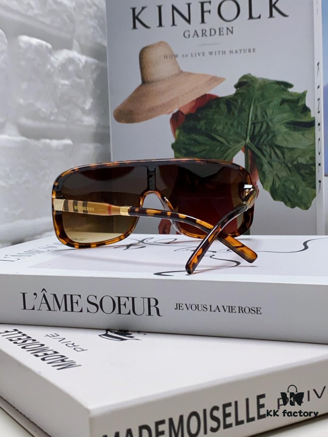 Burberry 2025 Outdoor Cycling Glasses Unisex Oversized Myopia Sunglasses for Skiing Windproof Mountaineering Running Bicycle Sports Goggles