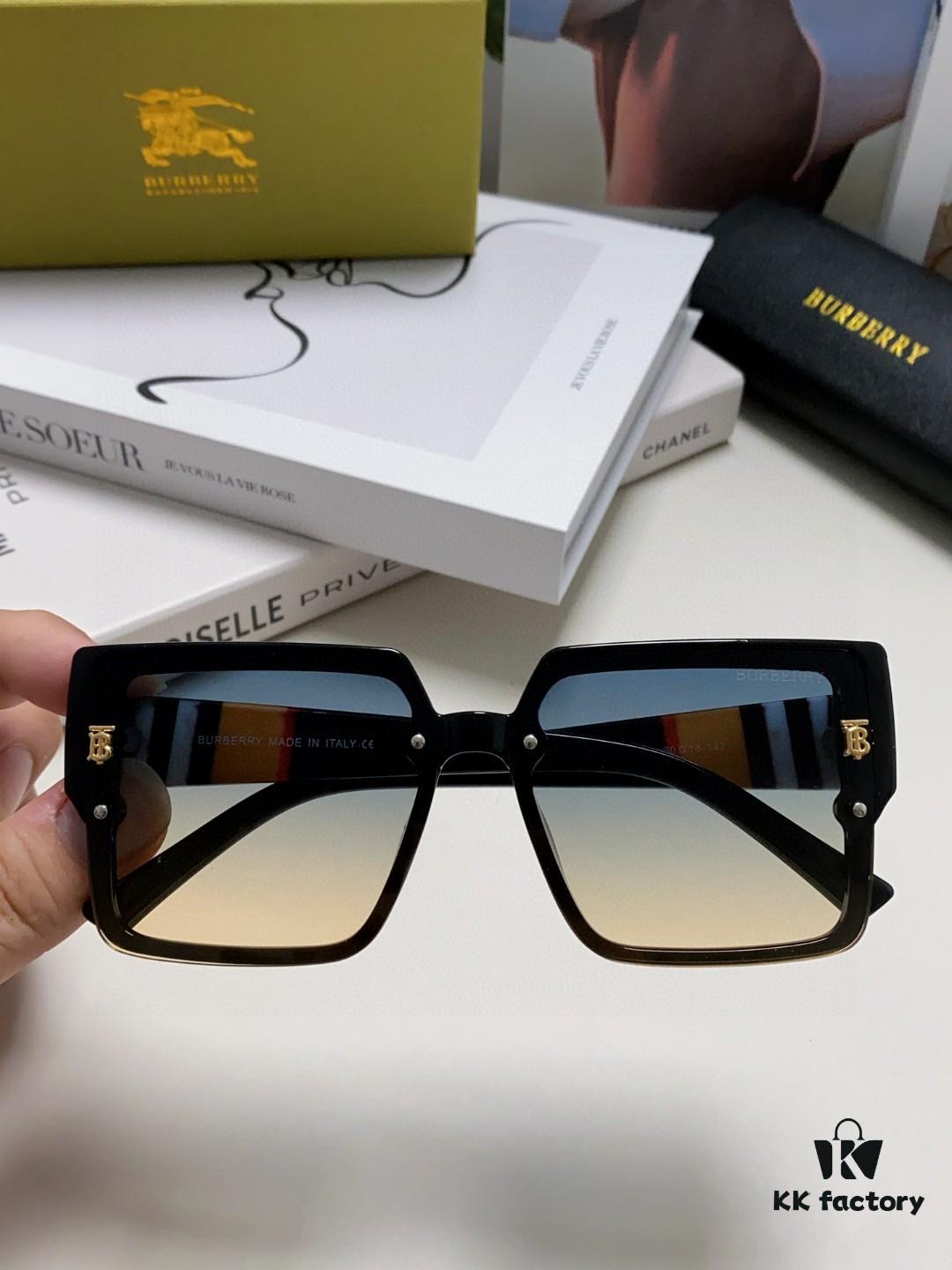 Burberry 2024 New Arrival Sunglasses for Women, Trendy Oversized Frame, Slimming Design, UV Protection, Stylish and Sophisticated Look, Instagram-Worthy