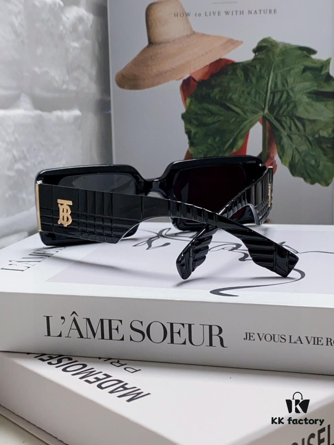 Burberry 2024 New Arrival Retro Stylish and Avant-Garde Sunglasses, High-Quality Unisex Square Frame Fashion Sun Glasses