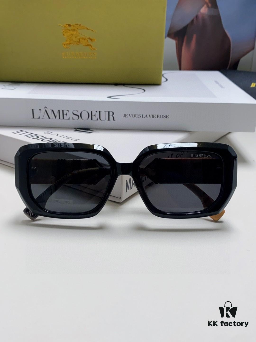 Burberry 2024 New Flat-Frame Sunglasses Unisex, Stylish and Versatile Sun Protection Eyewear for Men and Women