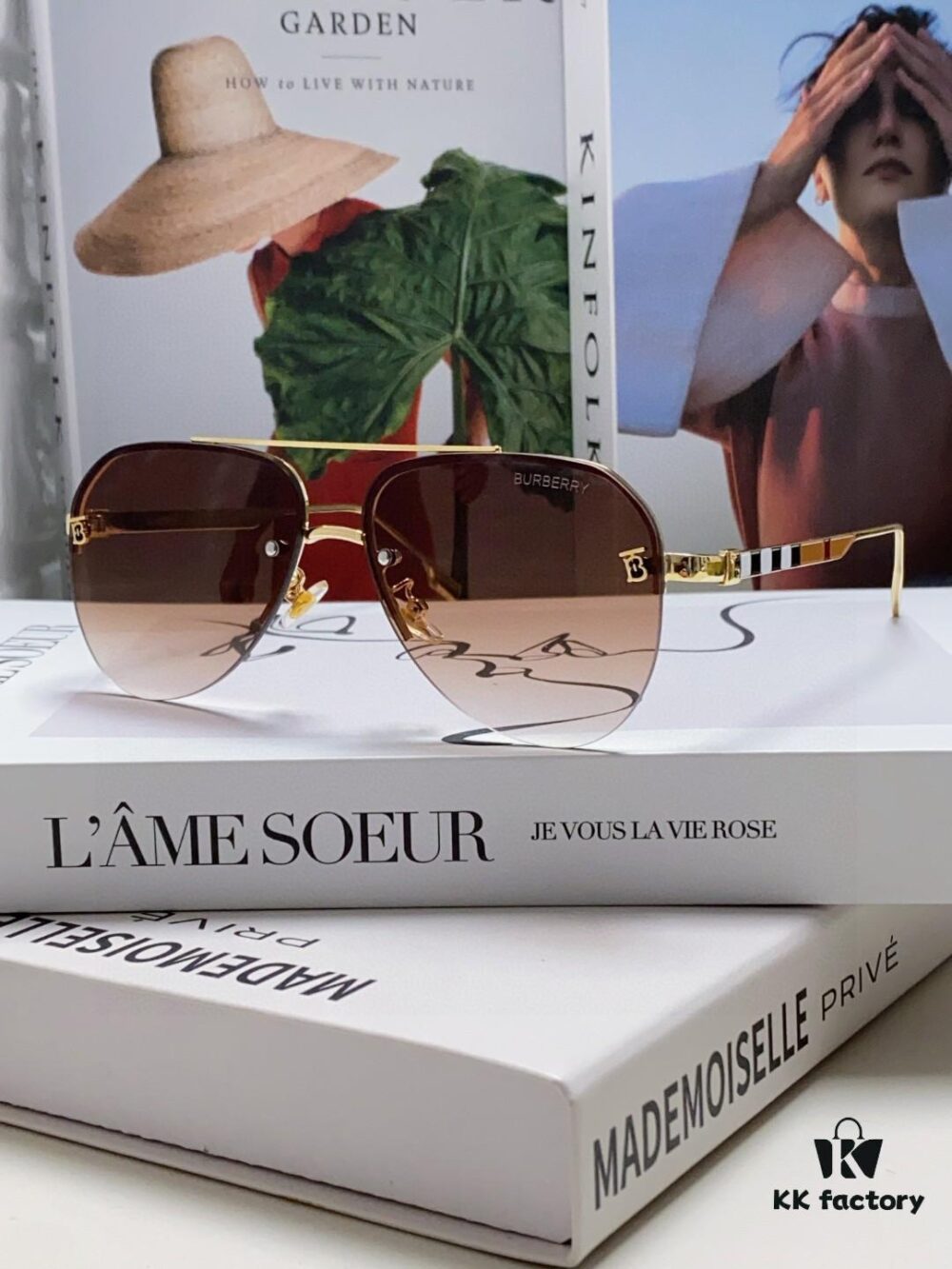 Burberry Round-frame New Integrated Driving Sunglasses, Must-have Style for Travel, Popularized by Multiple Celebrities, Unisex Aviator Sun Glasses