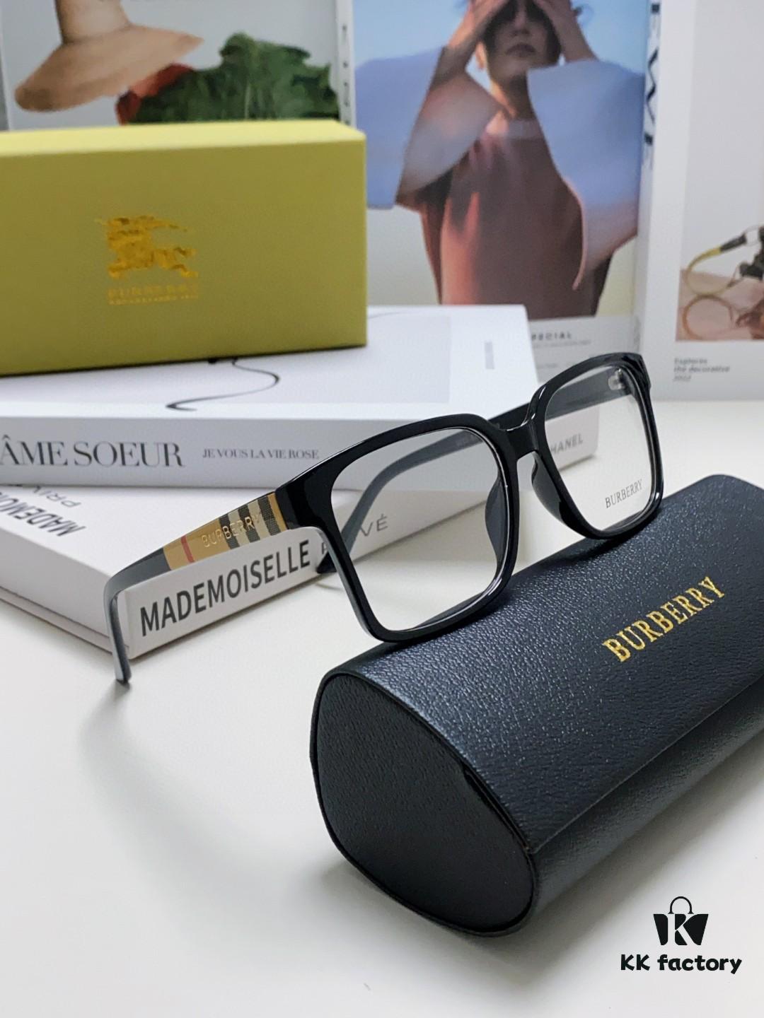 Burberry 2024 New Arrival Eyeglass Frame Korean Fashion Oversized Myopia Glasses Lightweight Popular Unisex Optical Frame Suitable for Daily Wear