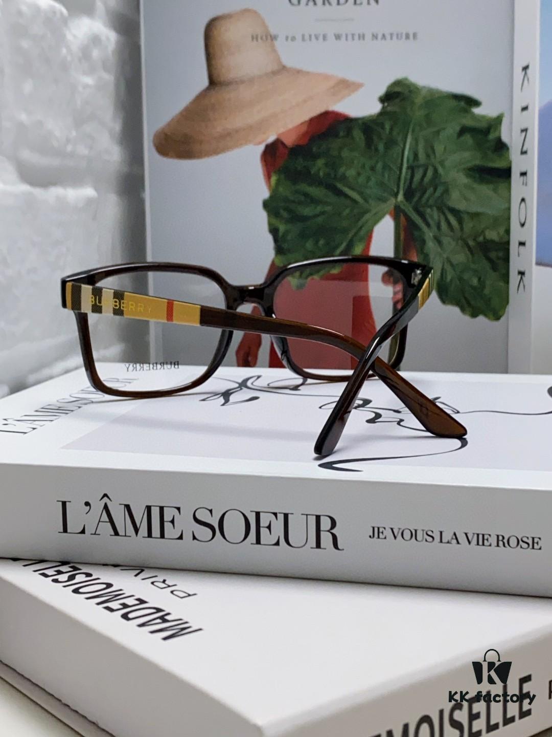 Burberry 2024 New Arrival Eyeglass Frame Korean Style Trendy Oversized Prescription Glasses Lightweight Unisex Optical Frames Suitable for Daily Wear