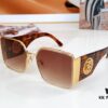 140 BURBERRY Mod: BE6008 Size: 61-17-140 Sunglasses