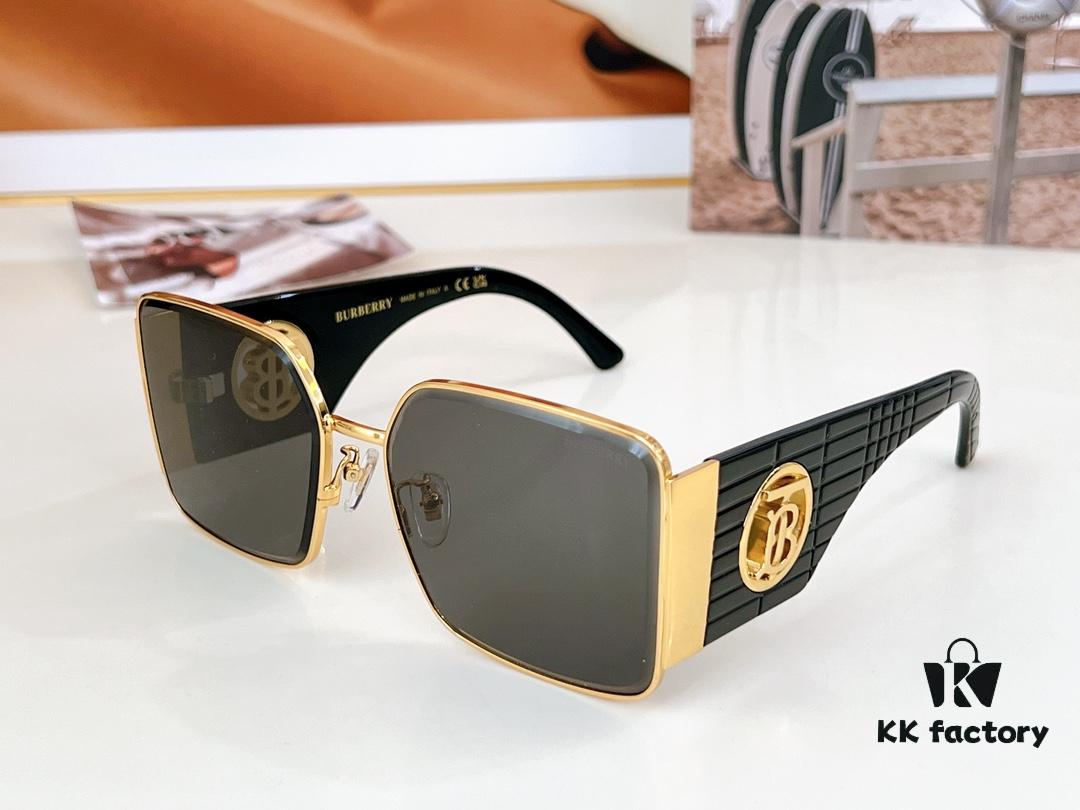 140 BURBERRY Mod: BE6008 Size: 61-17-140 Sunglasses